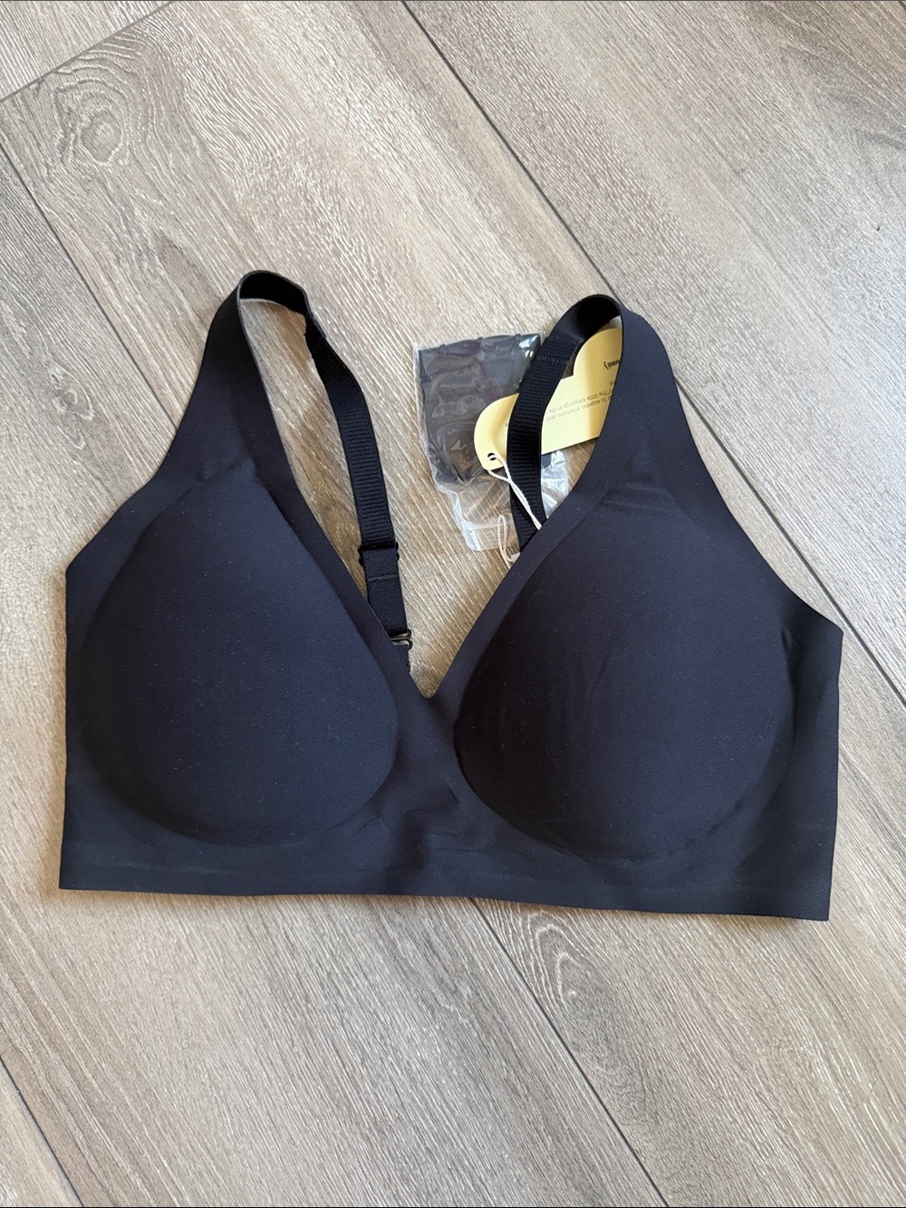 Everyday Wireless Black Bra with Light Padding